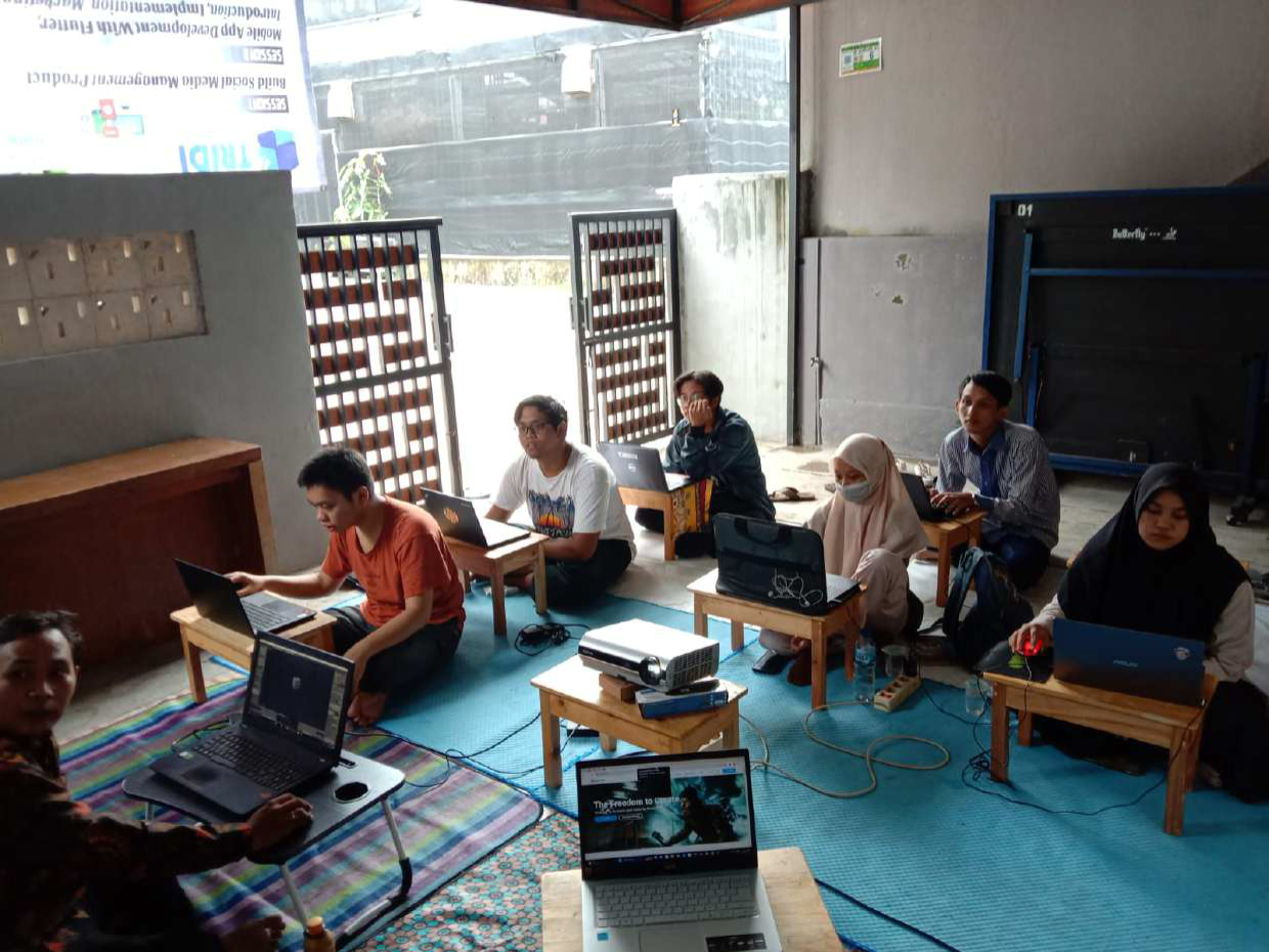 Workshop Membuat Model 3D Sederhana Menggunakan Blender - 2