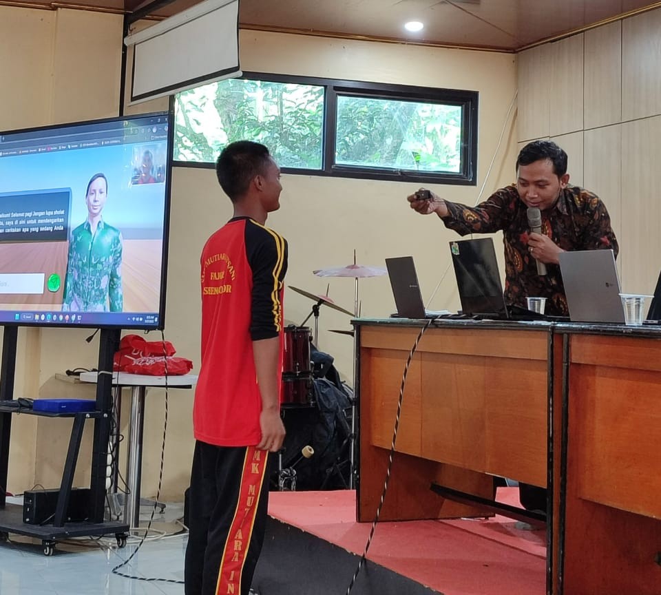 Pengenalan Teknologi Computer Vision dan Aplikasinya dalam Augmented Reality dan Virtual Reality - 3