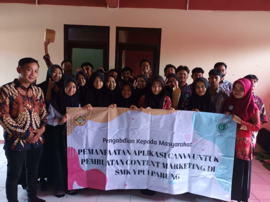 Pemanfaatan Aplikasi Canva Untuk Pembuatan Content Marketing di SMK YPUI Parung - 3