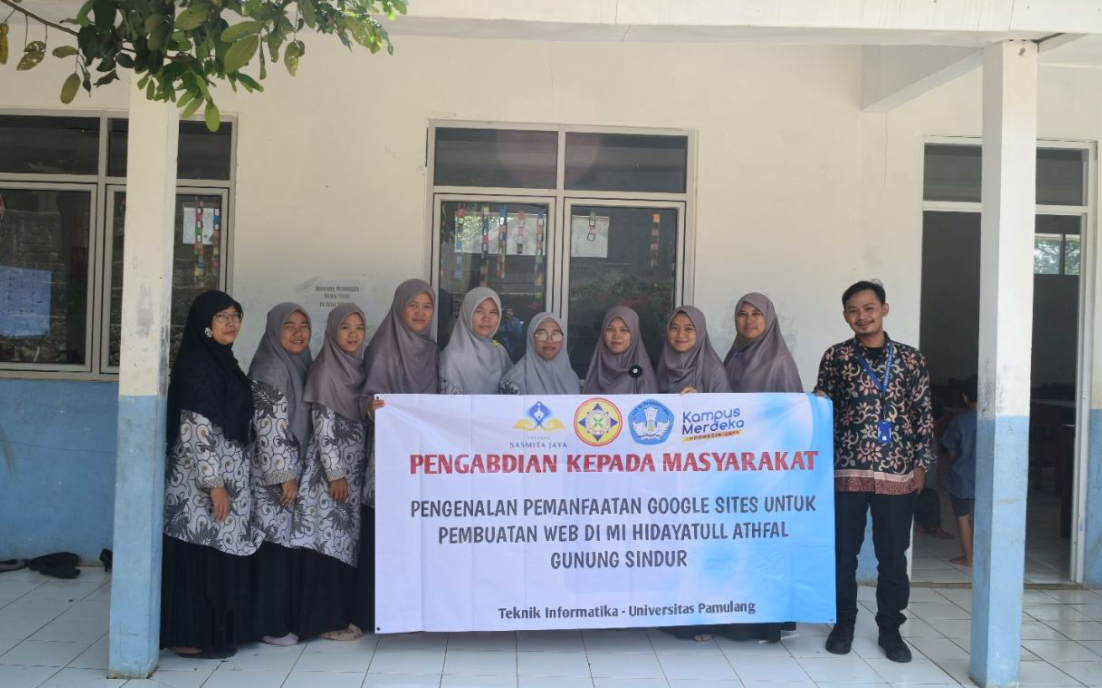 Pengenalan Pemanfaatan Google Sites untuk Pembuatan Web di MI Hidayatul Athfal Gunung Sindur - 1
