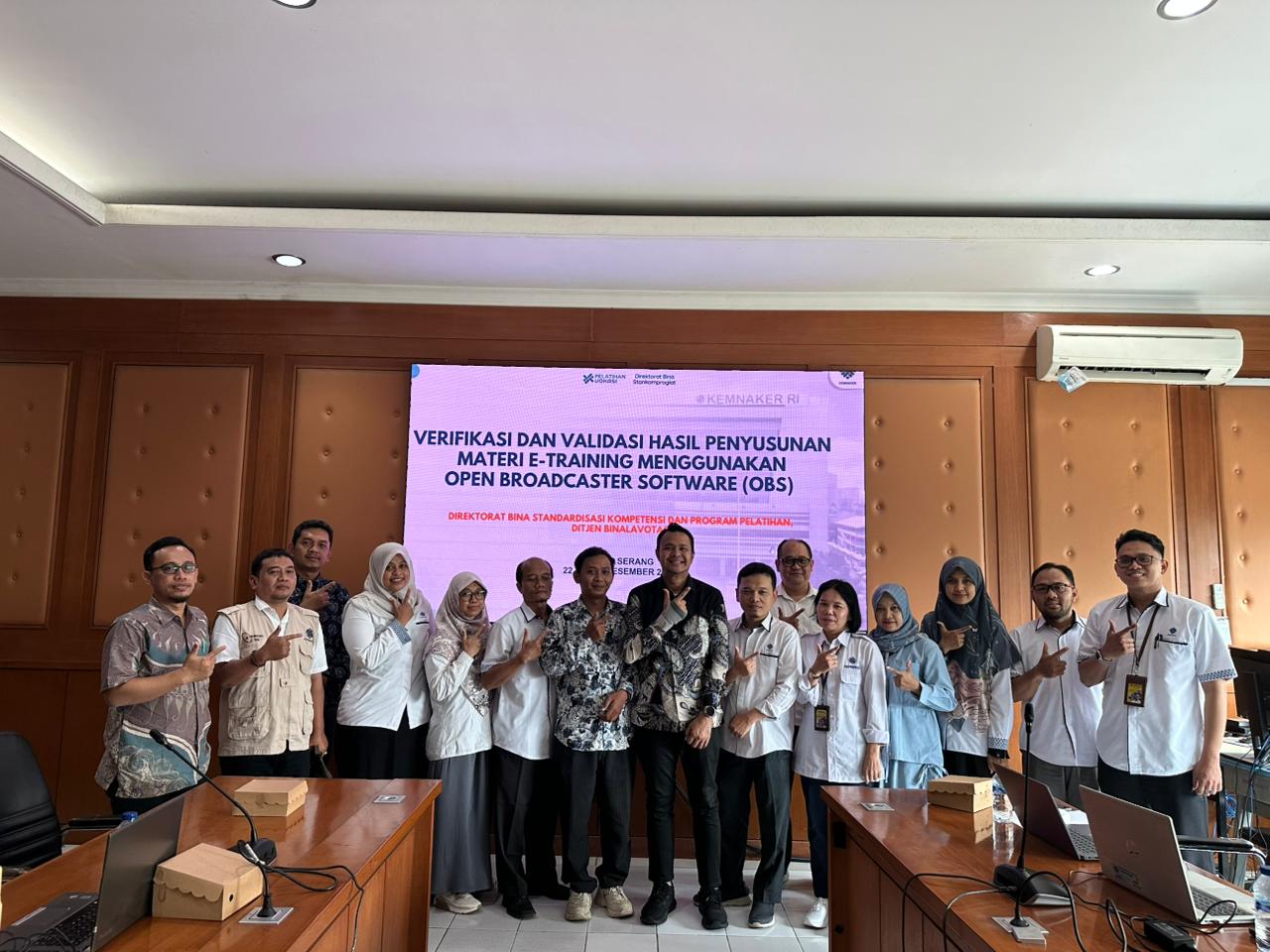 Pendampingan Teknis Verifikasi dan Validasi Standar Kualitas Materi E-Training Berbasis Open Broadcaster Software (OBS)