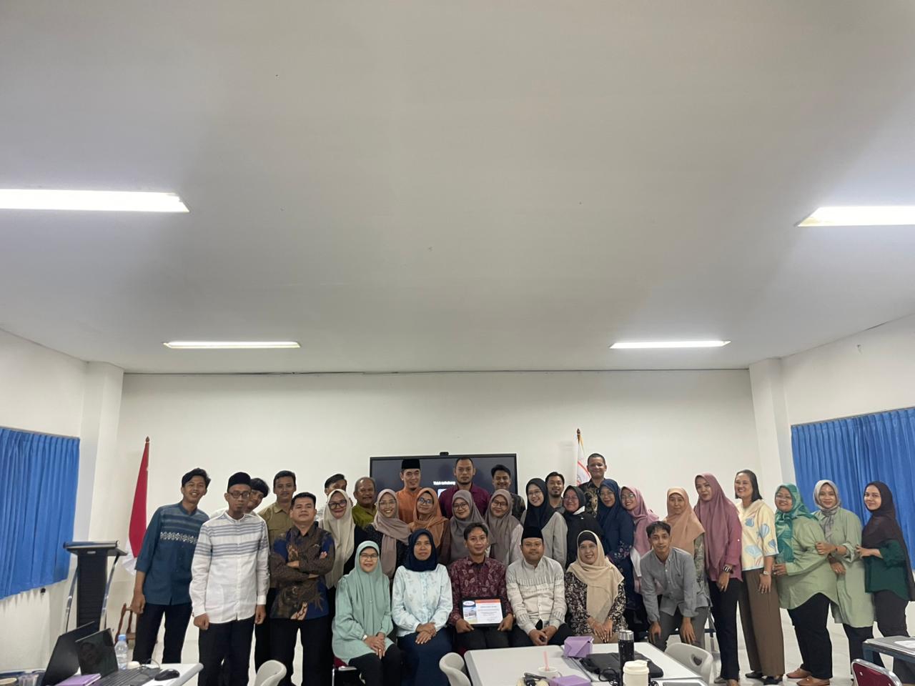 Pembicara Motivasi Guru & Staff: "Memanfaatkan AI dan Coding dalam Pembelajaran