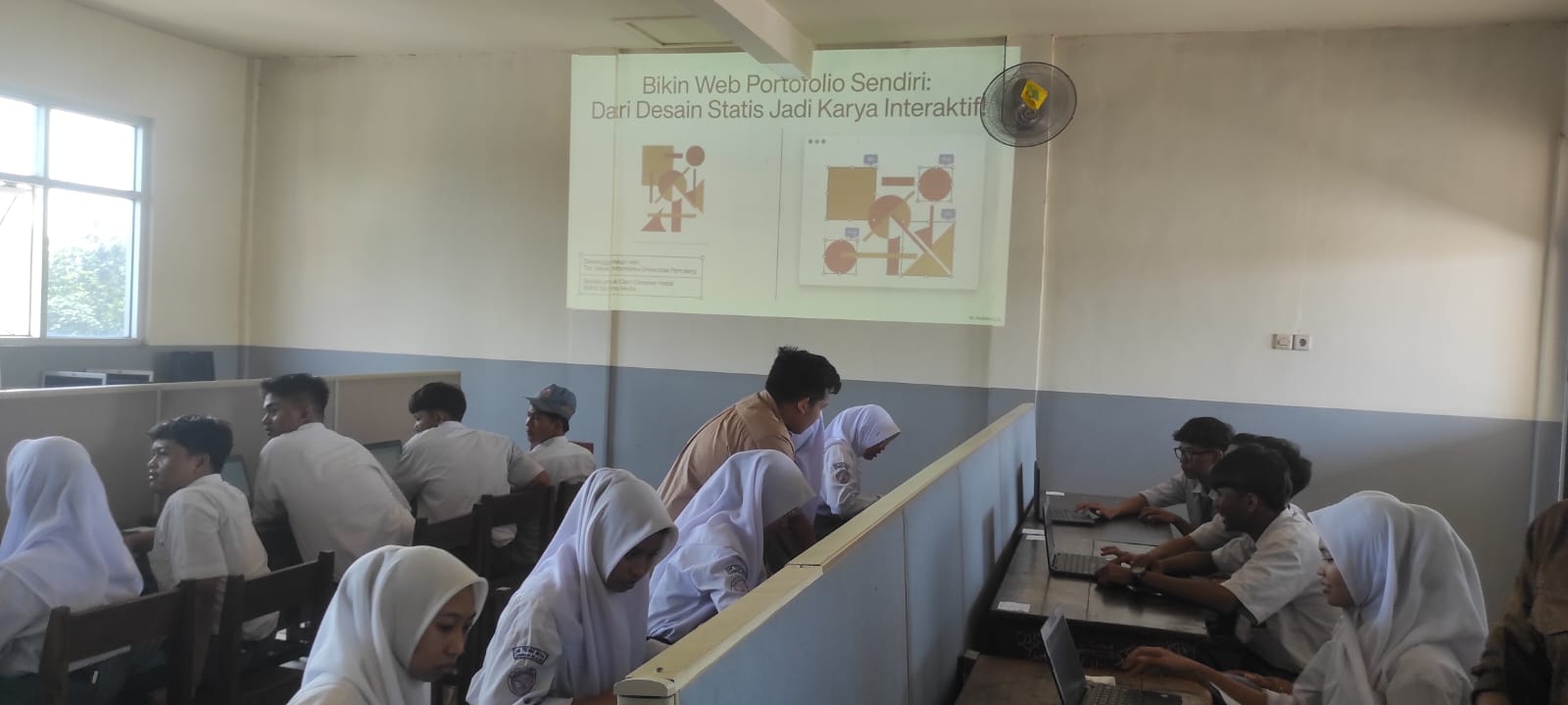 Pelatihan Pembuatan Website Portofolio untuk Meningkatkan Daya Saing Siswa SMKS TECHNO MEDIA